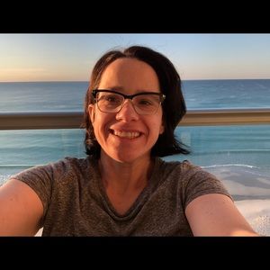 Meet your Posher, Helen